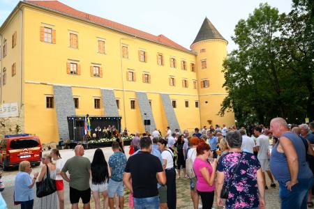 Otvoritev gradu(597)